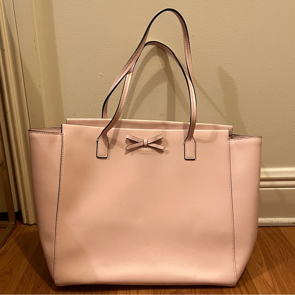 kate spade Handbags - Kate Spade Pink Tote excellent condition ♠️